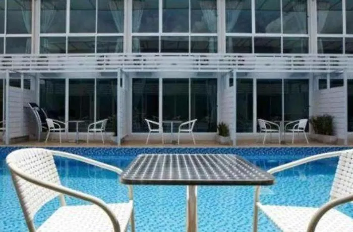Pool @donmueang 3*