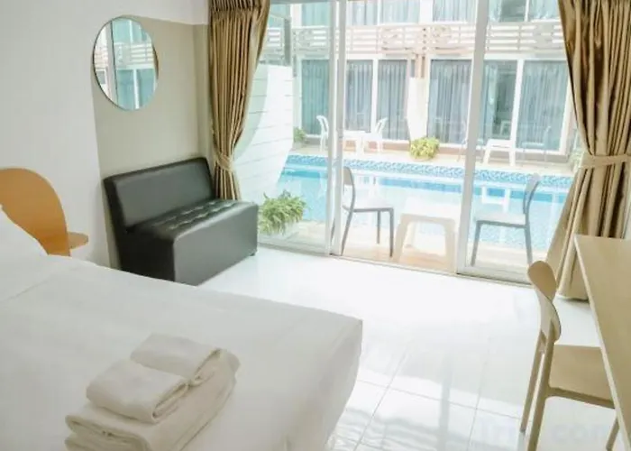 Pool @donmueang Hotel 3*