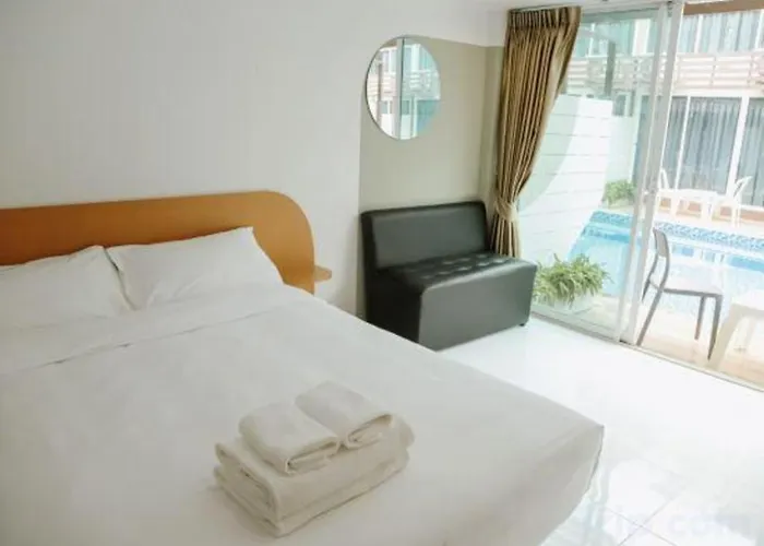 Hotel Pool @donmueang Bangkok