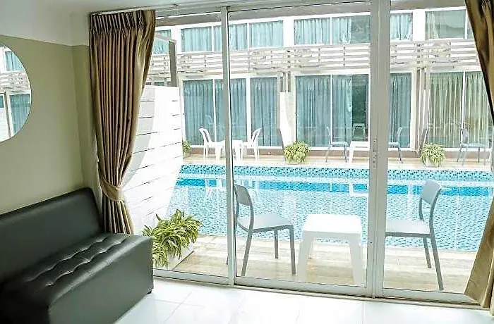 Pool @donmueang 3*