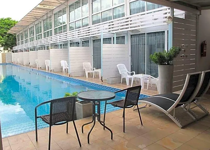 Pool @donmueang Hotel 3*