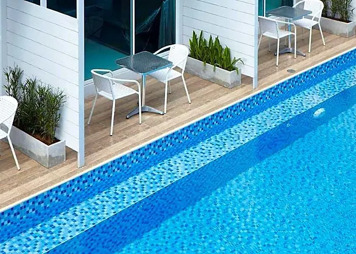Pool @donmueang Hotel 3*