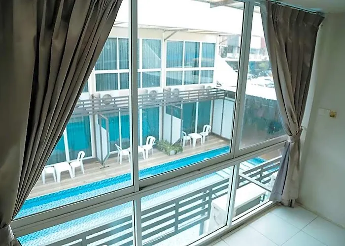 Pool @donmueang Hotel Bangkok