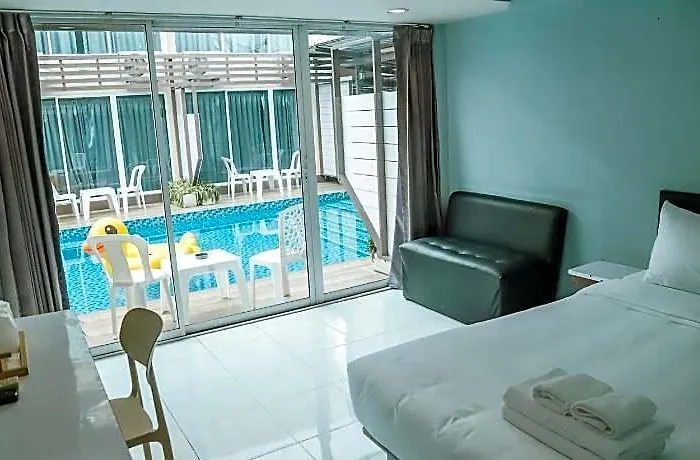 Pool @donmueang Hotel Bangkok