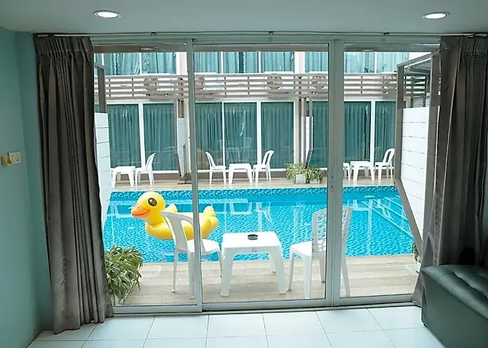 Pool @donmueang 3* Bangkok